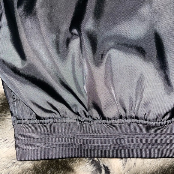 🛑SOLD🛑 Dior Men’s Embroidered Flower Logo Grey Bomber Jacket - Sz Large - Picture 7 of 14